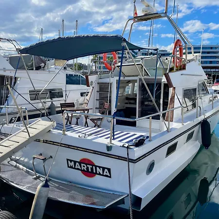 Bateau-hôtel Barco Amplio Con 2 Camarotes / Comfy Boat With 2 Bedrooms - *